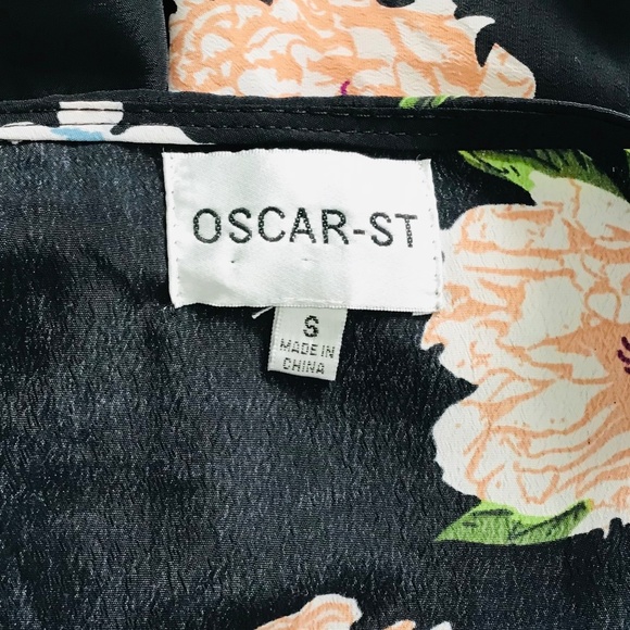 OSCAR ST. size S long black floral satin wrap dress with slit sleeves - Picture 7 of 8